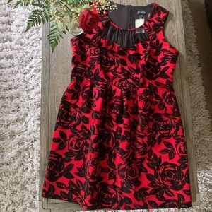 ⭐️HP⭐️ Enfocus Women Red and Black Floral Dress